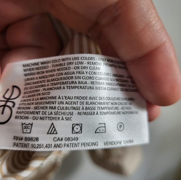 Gloria Vanderbilt tan white stripe button down shirt women's L #2236 - Picture 7 of 8